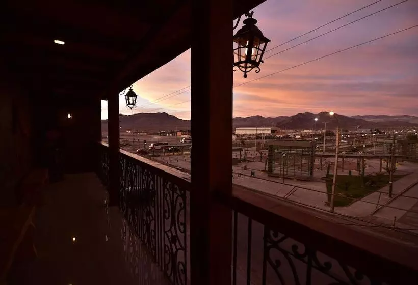 ホテル Rustico Calama