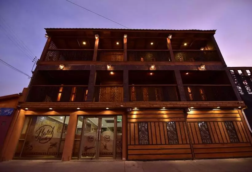 ホテル Rustico Calama