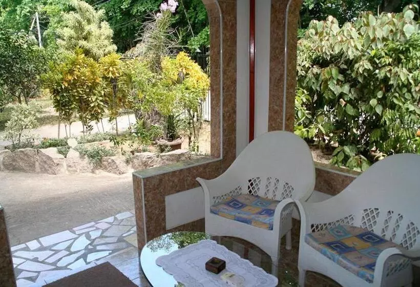 Pension Rising Sun Guest House