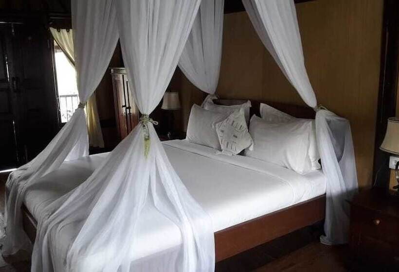 渡假胜地  Batur Lakeside Huts