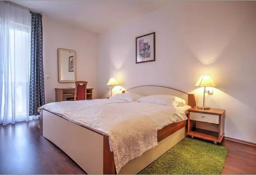 Aparthotel Zaton