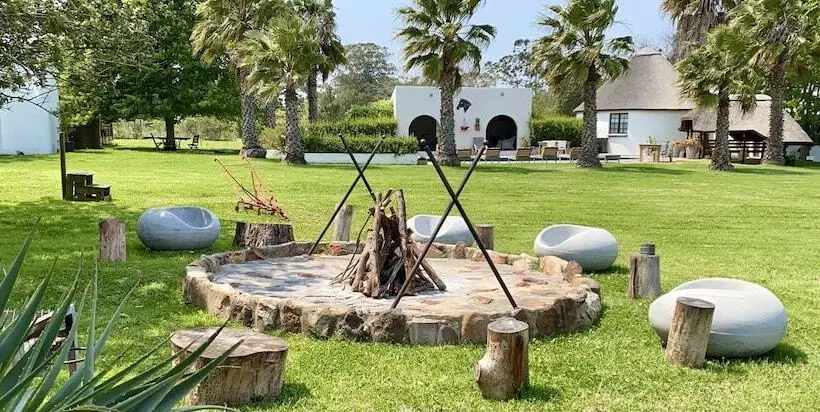 ベッドアンドブレックファースト Bella Manga Country Escape