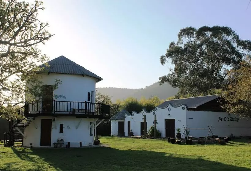 ベッドアンドブレックファースト Bella Manga Country Escape