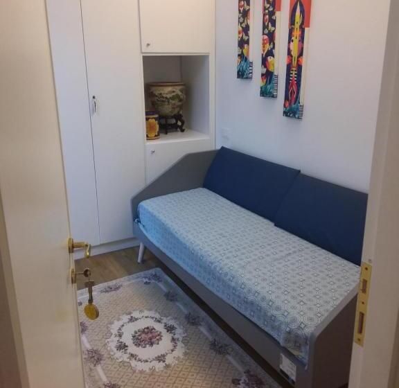 Bed and Breakfast Rina Rooms