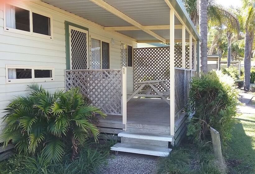 Hotel Big4 Happy Hallidays