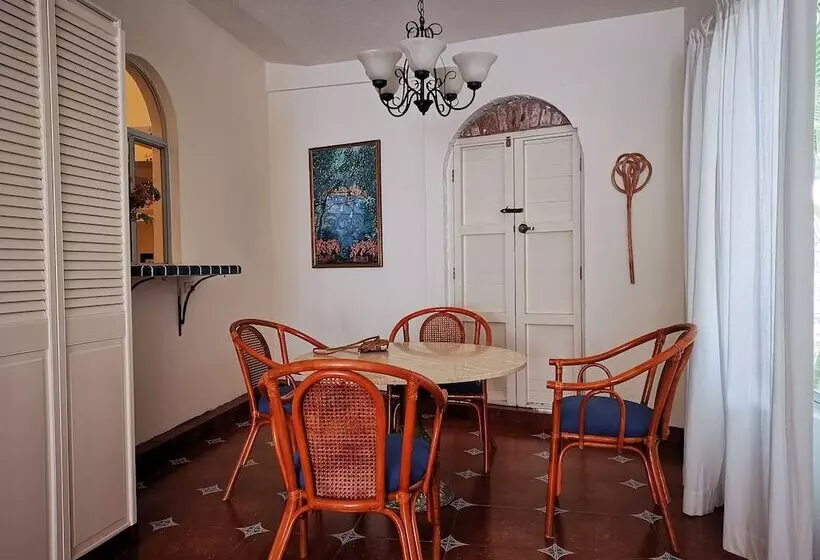 Hotelli Hacienda Todos Los Santos