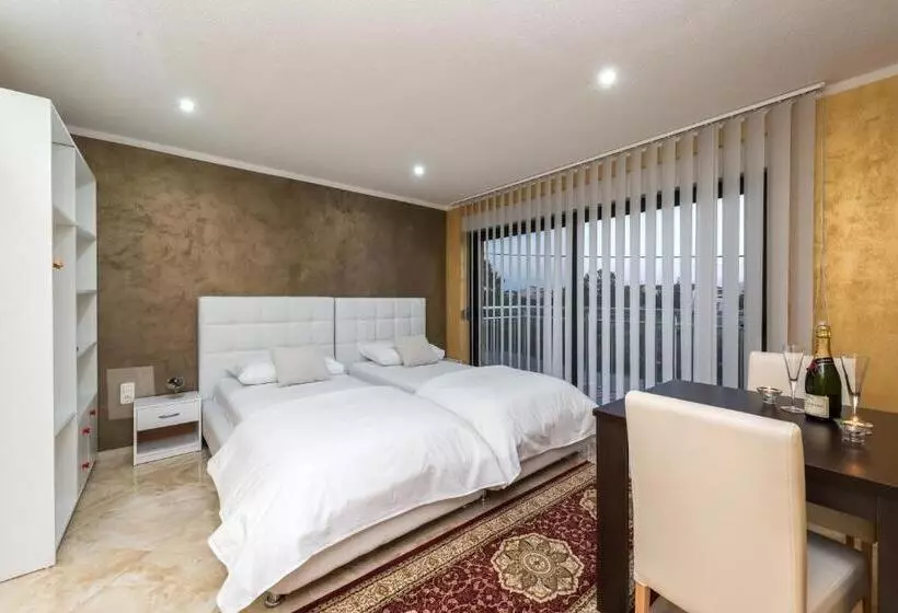Aparthotel Zaton