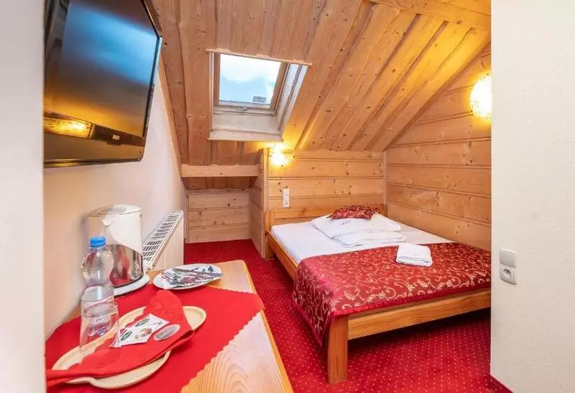 Majatalo Willa Cztery Pory Roku