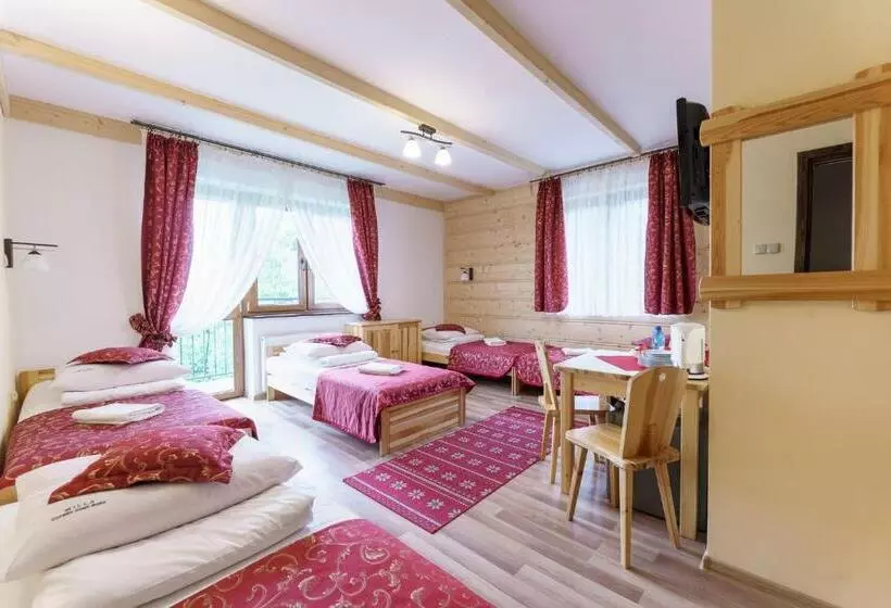 Majatalo Willa Cztery Pory Roku