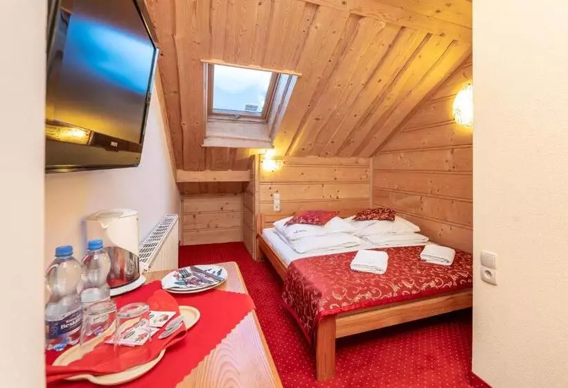 Majatalo Willa Cztery Pory Roku