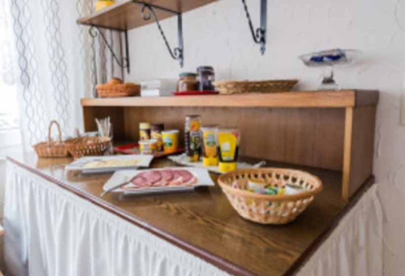 Hotelli Pension Tannenhof