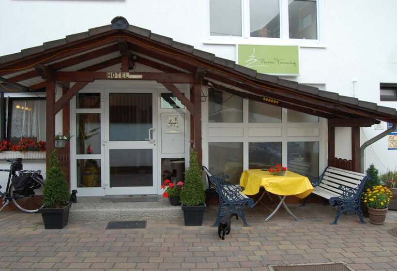Hotelli Pension Tannenhof