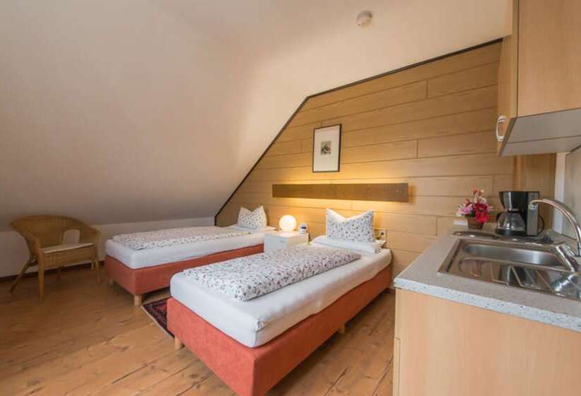 Hotelli Pension Tannenhof