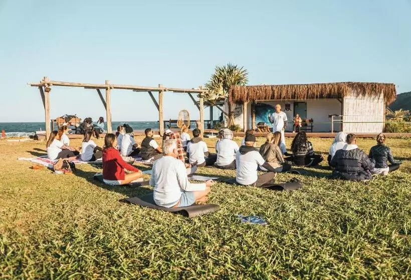 ホテル Selina Floripa