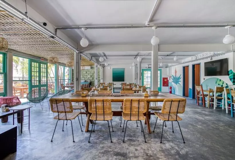 ホテル Selina Floripa