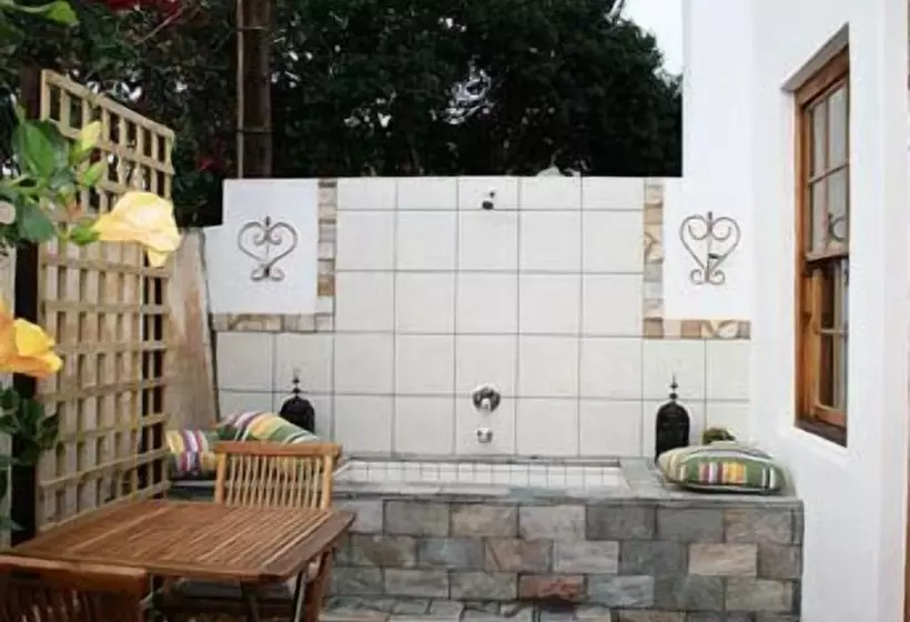 ペンション 20 On Church