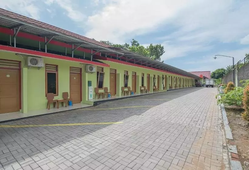 ペンション Reddoorz Near Kampus Ump Purwokerto