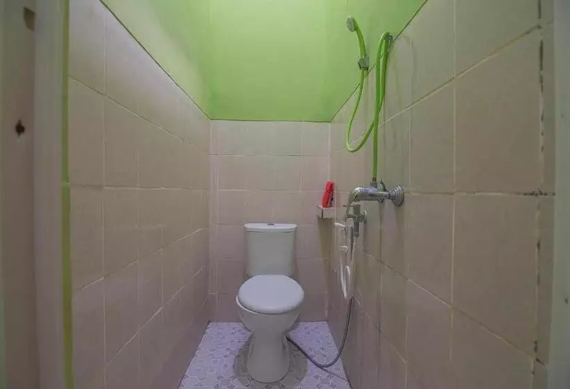 ペンション Reddoorz Near Kampus Ump Purwokerto