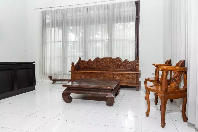 هاستل Rumah Leting Homestay By Oyo Rooms