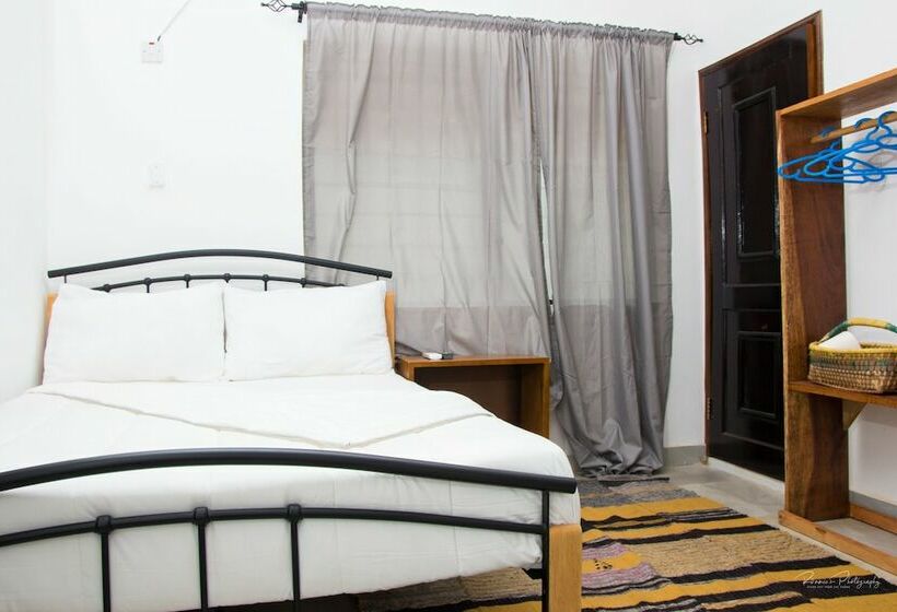 تختخواب و صبحانه Eastwest Hospitality