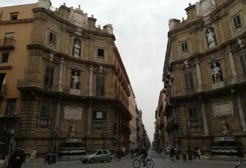 تختخواب و صبحانه Jennys Place