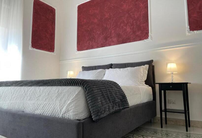 تختخواب و صبحانه Liberty Palace