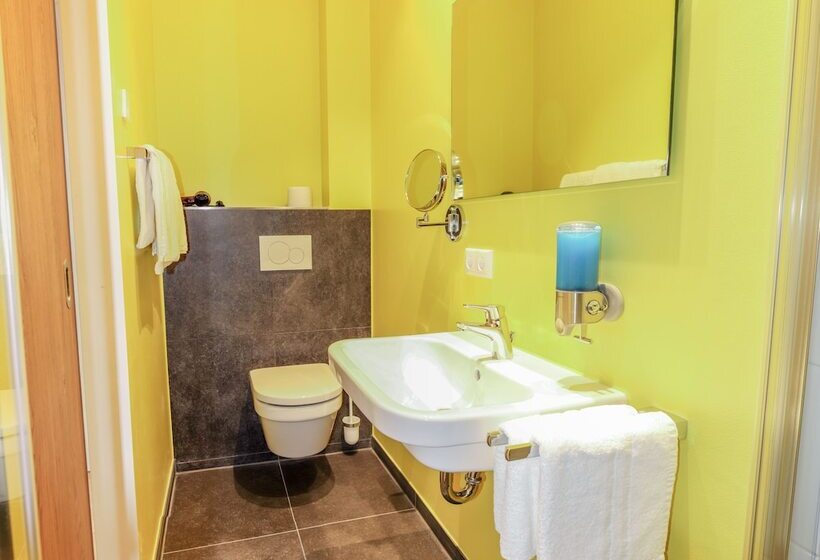 Hotel Das Fischer Boardinghouse Bw