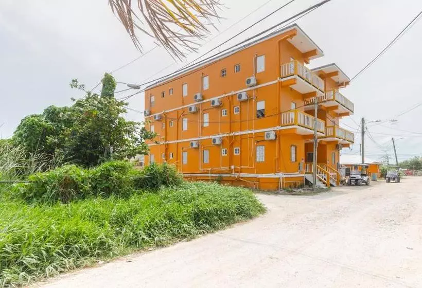 هتل San Pedro Studios And Suites