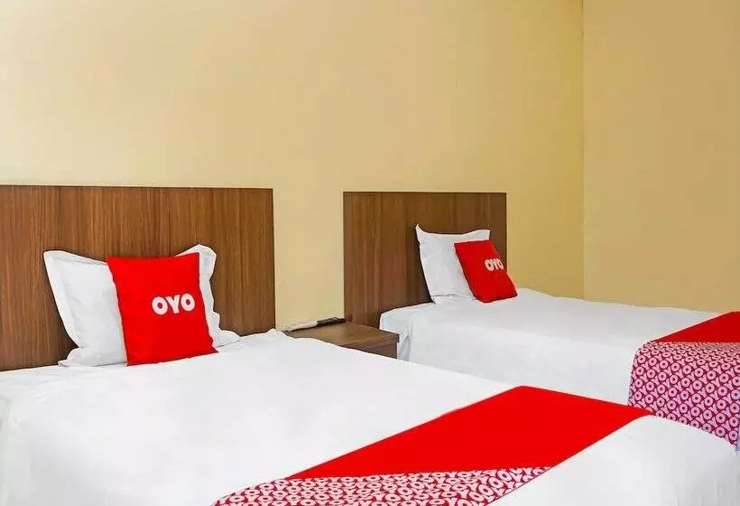 ホテル Semampir Residence By Oyo Rooms