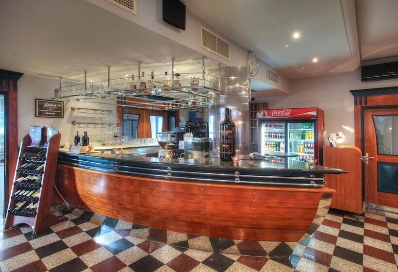 膳宿费 Guest Accomodation Tamaris