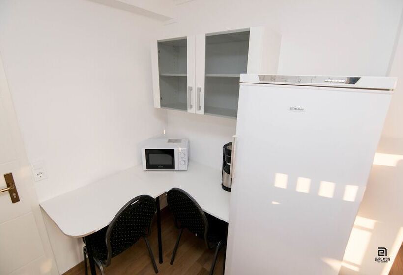 Skyhostel Friedrichshafen