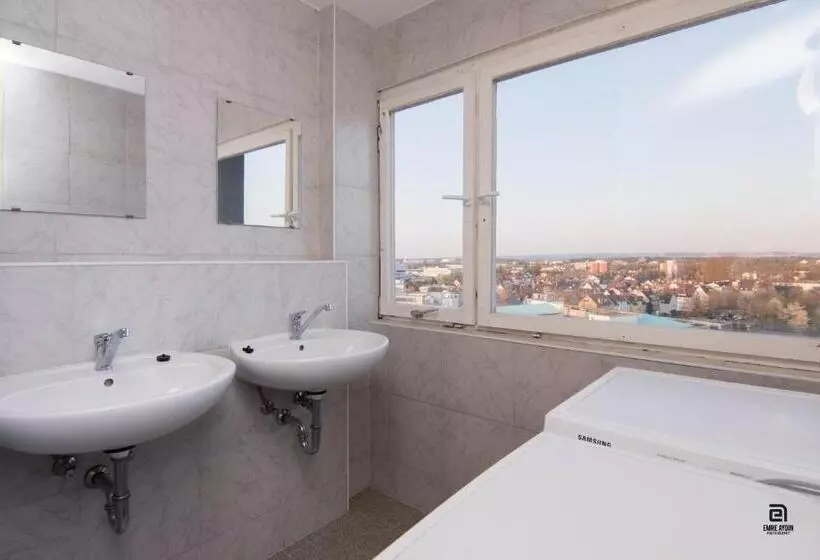 Skyhostel Friedrichshafen