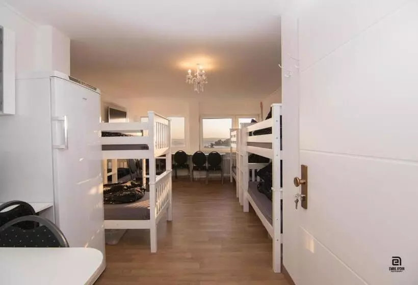 Skyhostel Friedrichshafen