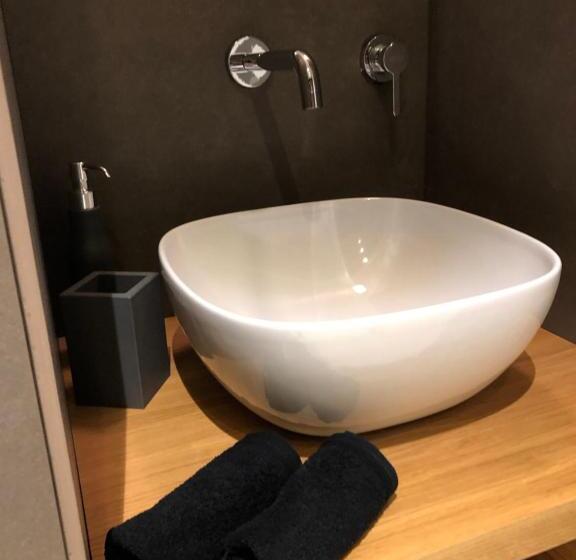 تختخواب و صبحانه Golden Suites 50