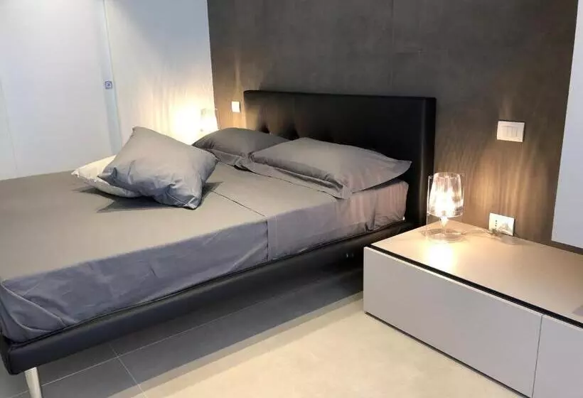 تختخواب و صبحانه Golden Suites 50
