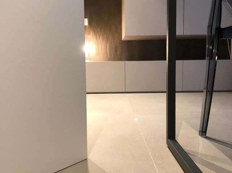 تختخواب و صبحانه Golden Suites 50