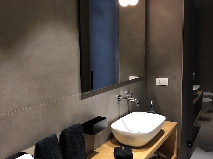 تختخواب و صبحانه Golden Suites 50