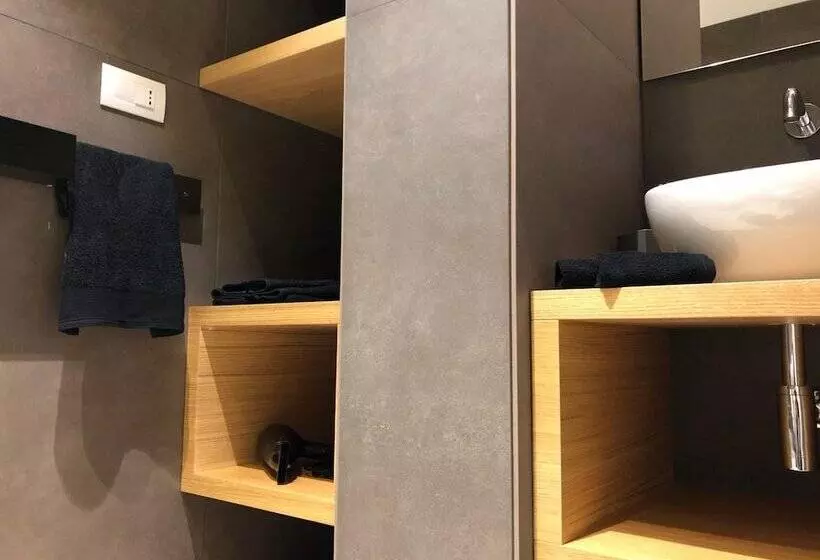 تختخواب و صبحانه Golden Suites 50