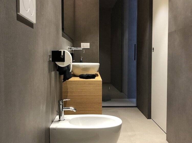 تختخواب و صبحانه Golden Suites 50