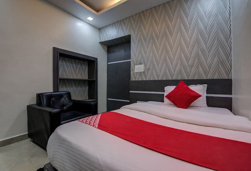 호텔 A K Residency By Oyo Rooms