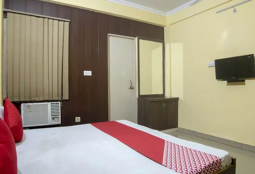 هتل Comfort Home By Oyo