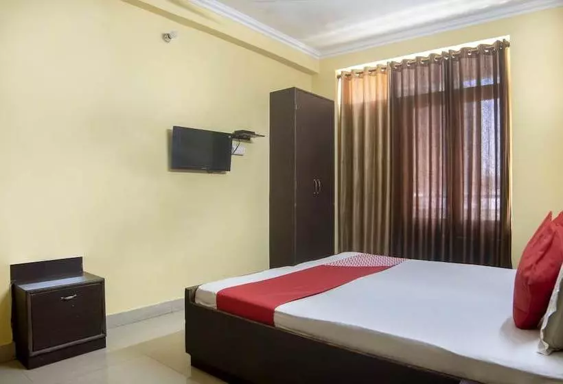 هتل Comfort Home By Oyo