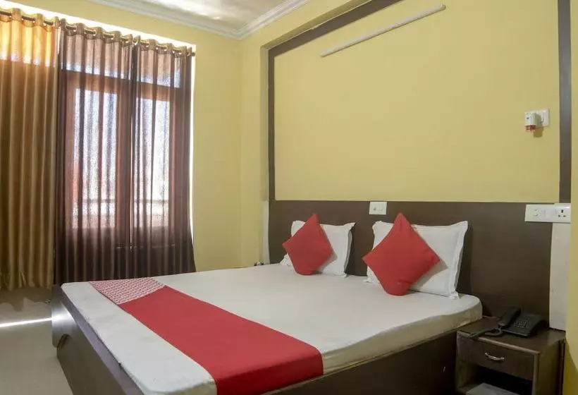 هتل Comfort Home By Oyo