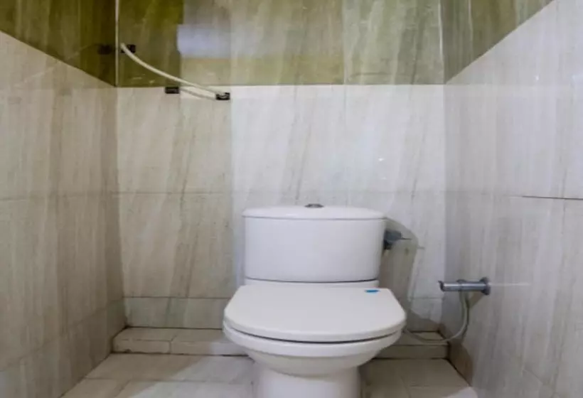 هتل Comfort Home By Oyo