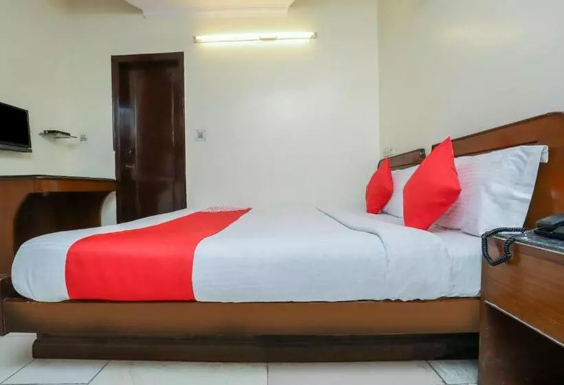 هتل O Delhi Empire