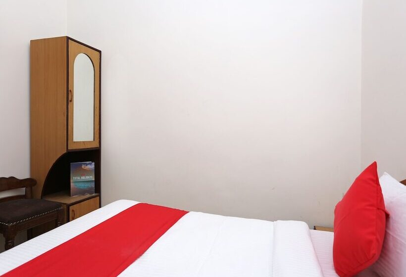 هتل Divine By Oyo Rooms