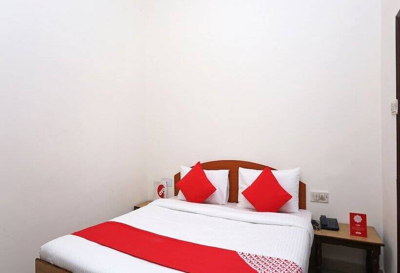 هتل Divine By Oyo Rooms