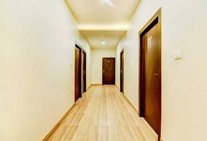 Fabhotel Solitaire Inn