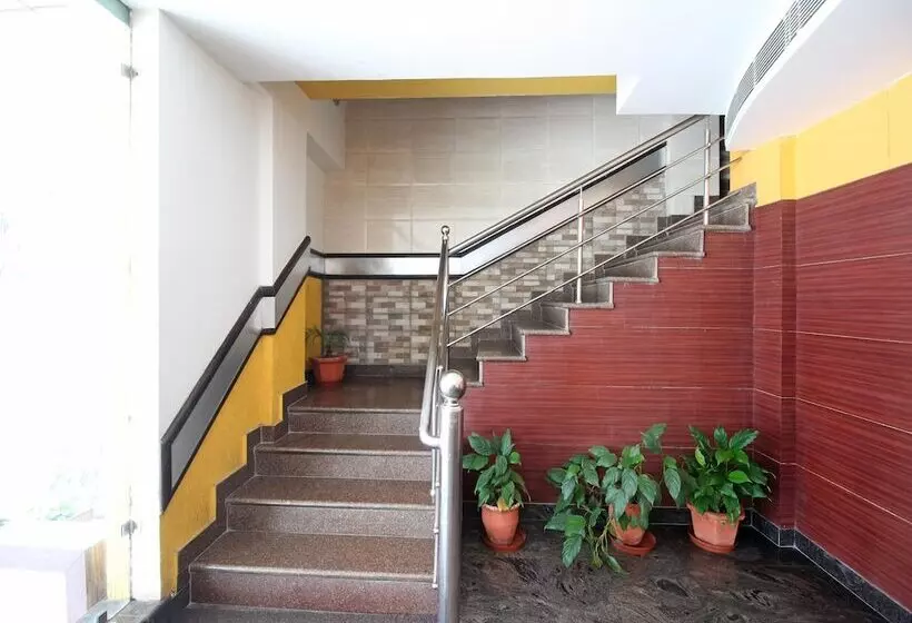 Hotelli Kailash Plaza