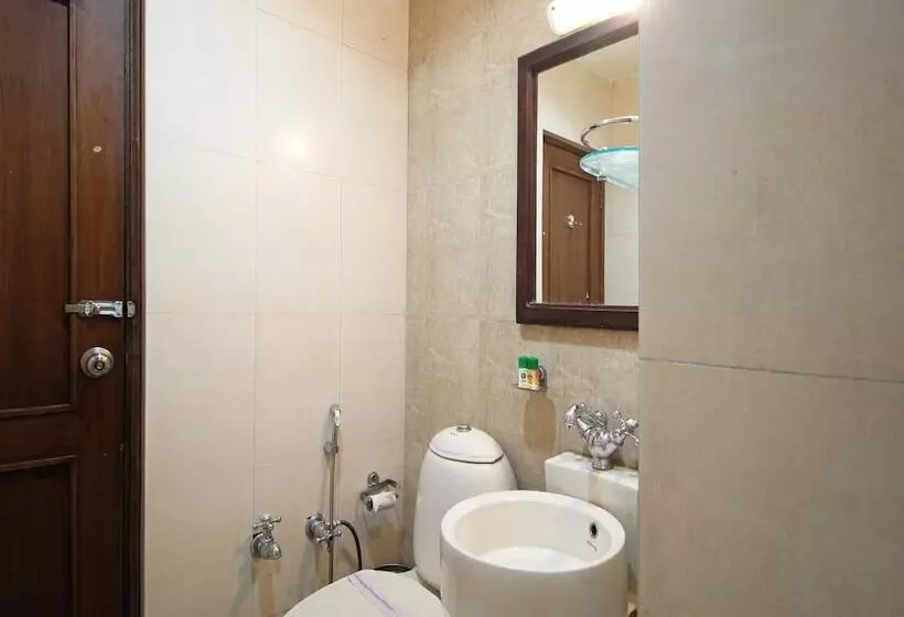 Hotelli Kailash Plaza